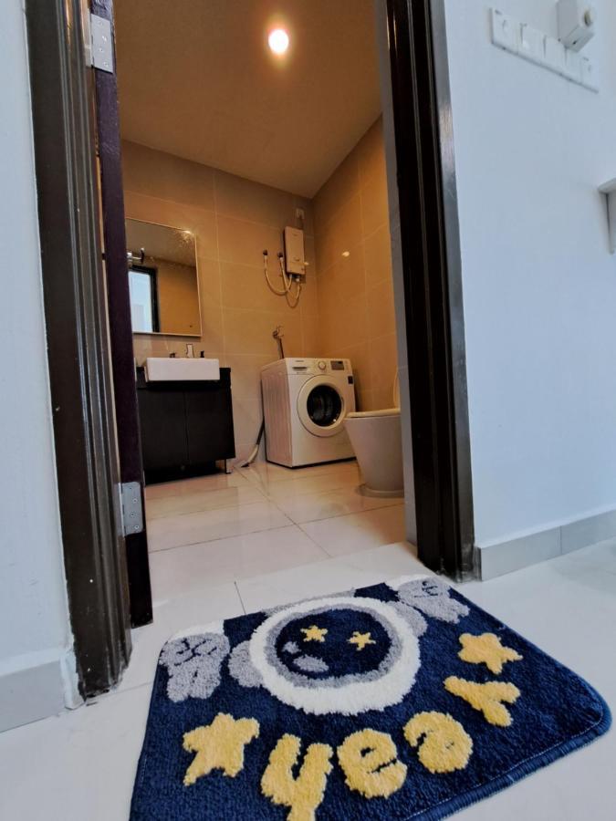 Cozy Home Country Garden At Dangabay Of Jb, Free Wifi And Streaming Johor Bahru Bagian luar foto
