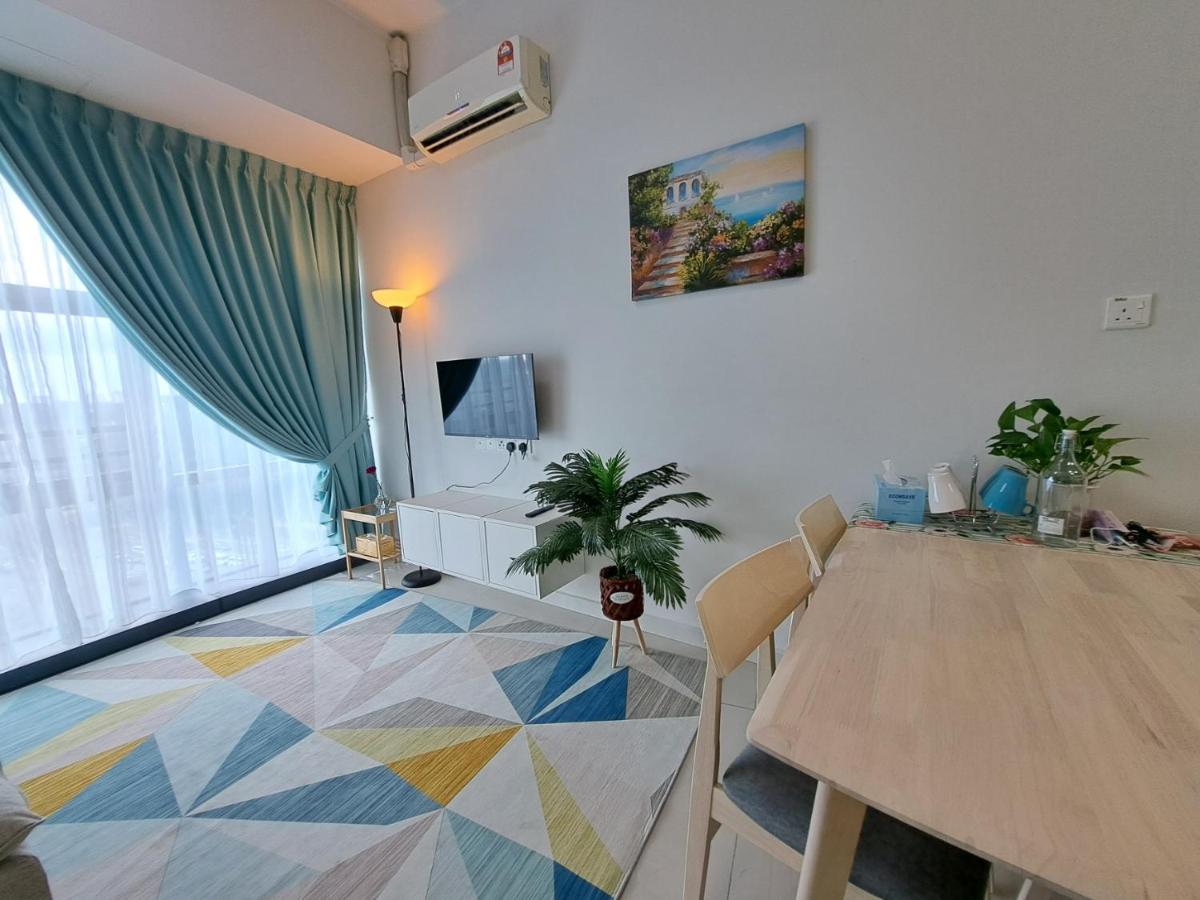 Cozy Home Country Garden At Dangabay Of Jb, Free Wifi And Streaming Johor Bahru Bagian luar foto