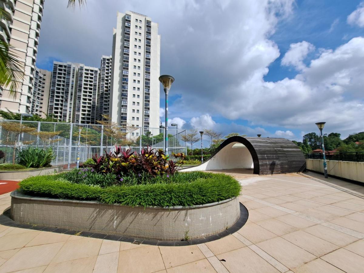 Cozy Home Country Garden At Dangabay Of Jb, Free Wifi And Streaming Johor Bahru Bagian luar foto